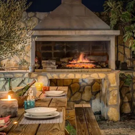 Between Sky And Sea Дом отдыха *