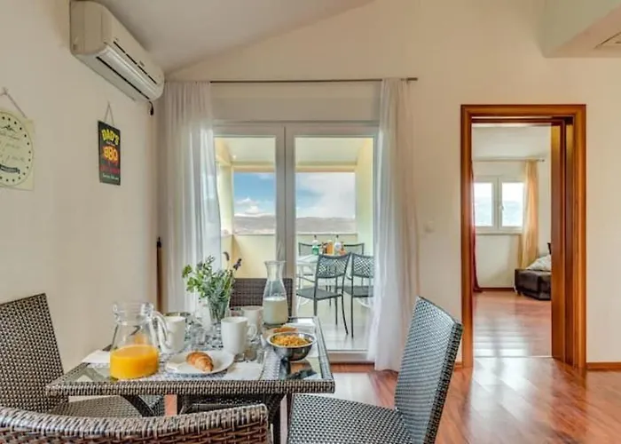 Between Sky And Sea Tatil Evi Trogir