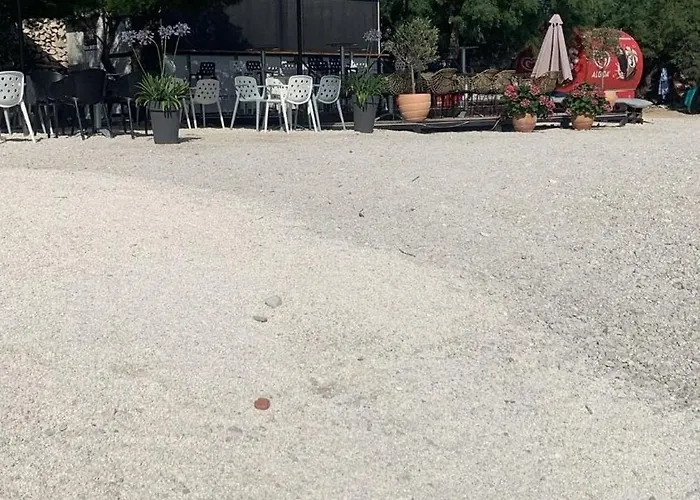 Between Sky And Sea Tatil Evi